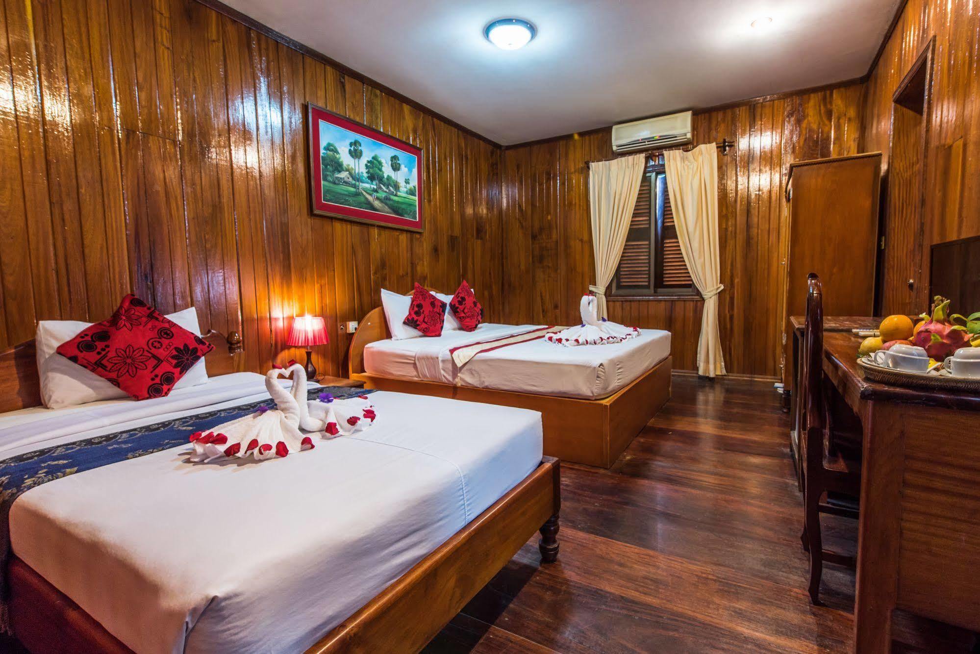 Neak Pean Hotel - Wooden House Siem Reap Extérieur photo