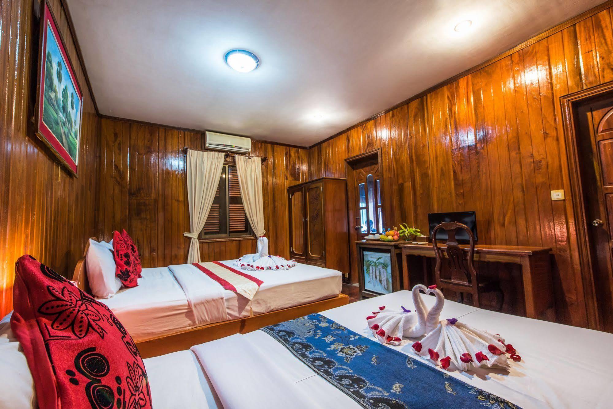 Neak Pean Hotel - Wooden House Siem Reap Extérieur photo