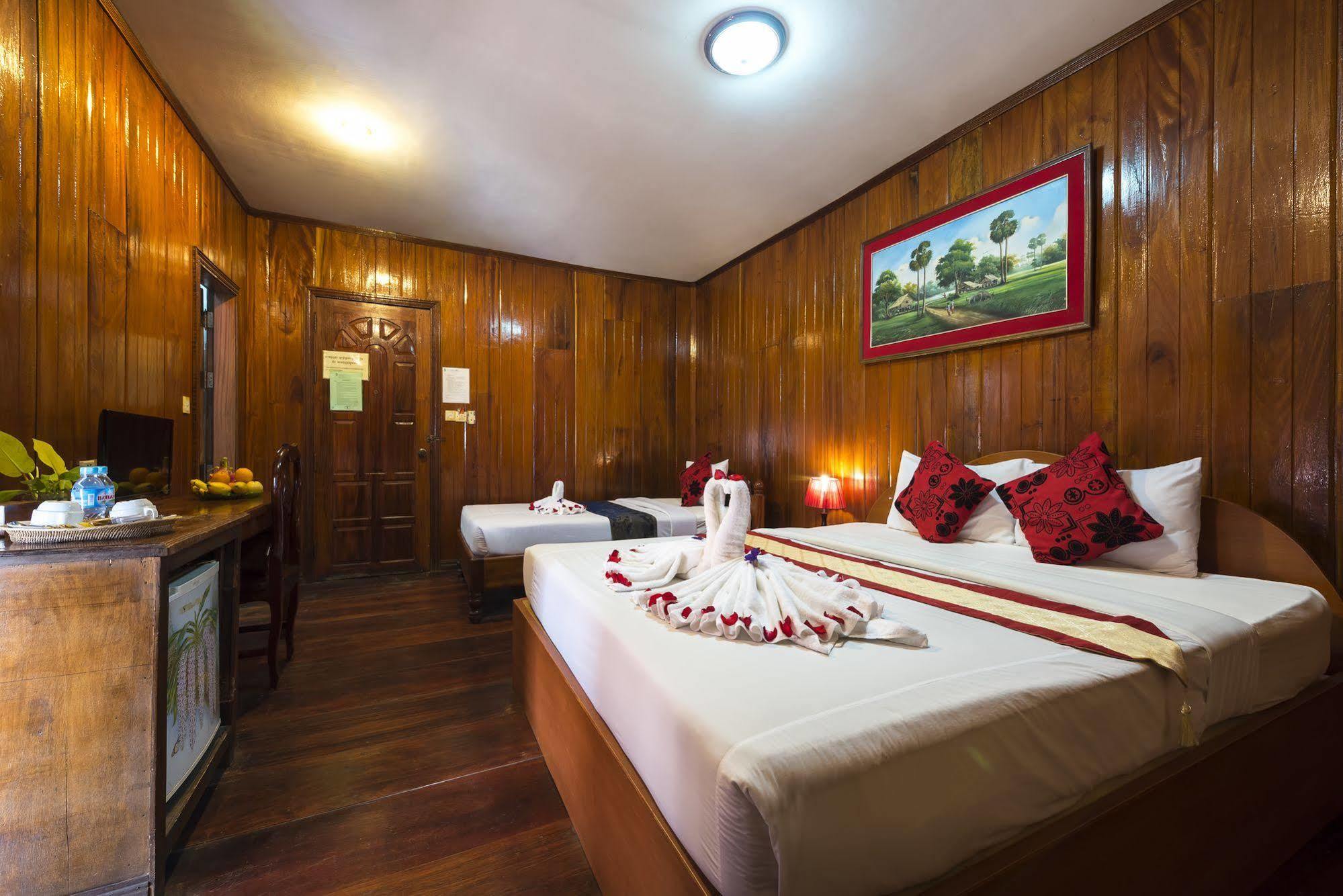Neak Pean Hotel - Wooden House Siem Reap Extérieur photo